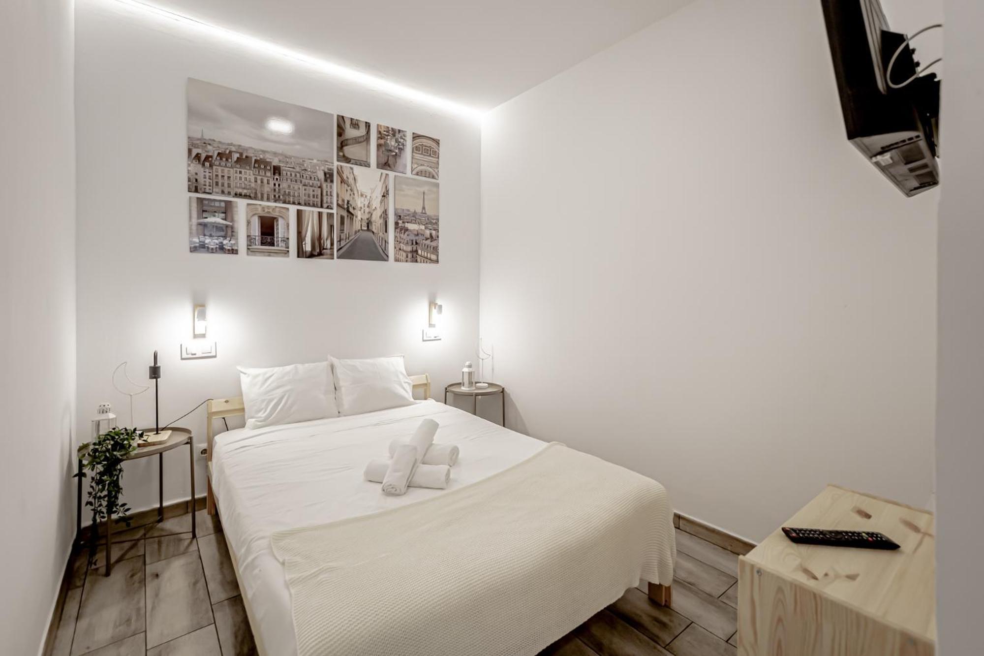 Apartamentos Tetuan Madrid Esterno foto